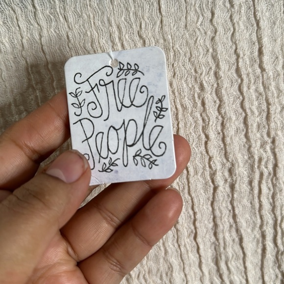 Free people ela  turtle neck beige top size medium new - Picture 5 of 9